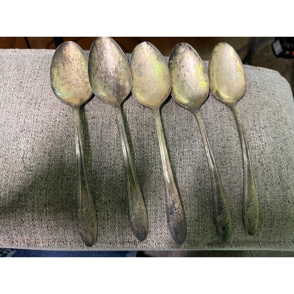 Oneida Tudor Plate Queen Bess Silverplate Teaspoons Set of‎ 5  1948 Vintage